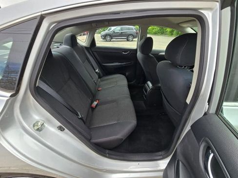 Used 2019 Nissan Sentra S FWD image 13