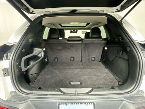 Used 2017 Jeep Cherokee Trailhawk AWD/4WD image 26