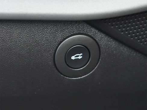 Used 2021 Chevrolet Camaro LT w/ RS Package RWD image 26