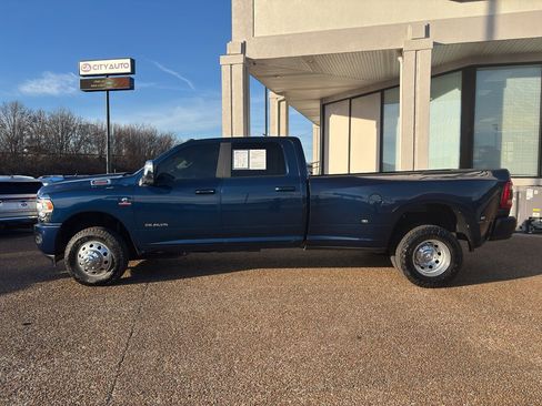 Used 2024 RAM 3500 Laramie w/ Protection Group image 7