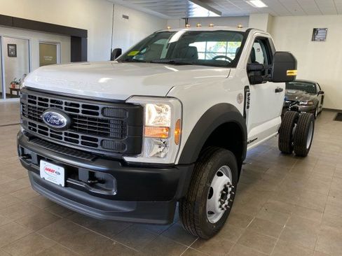 New 2024 Ford F550 4x4 Regular Cab Super Duty image 4