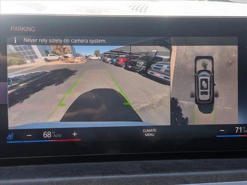 Used 2023 BMW X7 xDrive40i w/ Premium Package image 14