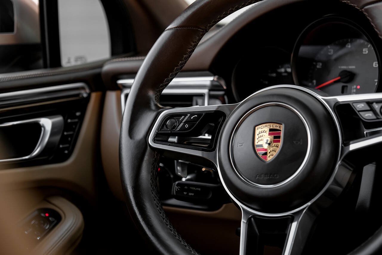 Used 2018 Porsche Macan S AWD/4WD image 19