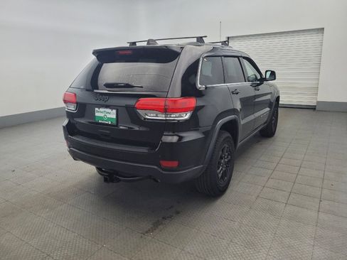 Used 2019 Jeep Grand Cherokee Laredo image 9