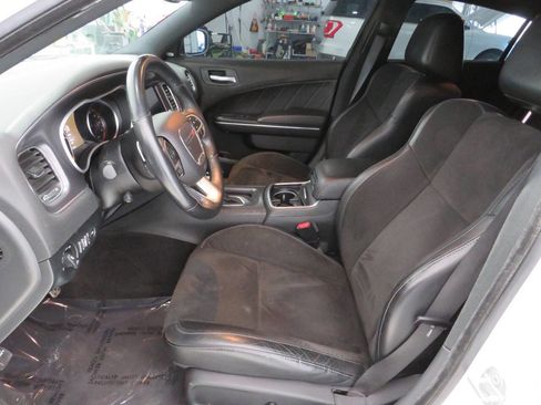 Used 2018 Dodge Charger SXT Plus w/ Quick Order Package 29J image 13