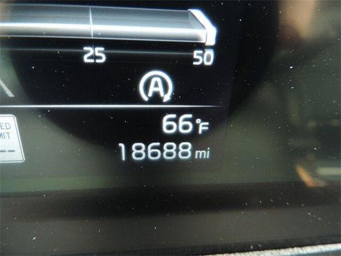 Used 2023 Kia Telluride S image 28