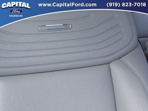 New 2025 Ford Expedition Max Platinum w/ Platinum Ultimate Package image 16