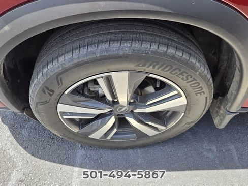 Used 2024 Nissan Rogue SL w/ SL Premium Package FWD image 8