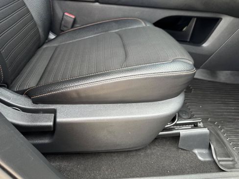 Used 2024 Nissan Pathfinder Rock Creek AWD/4WD image 36