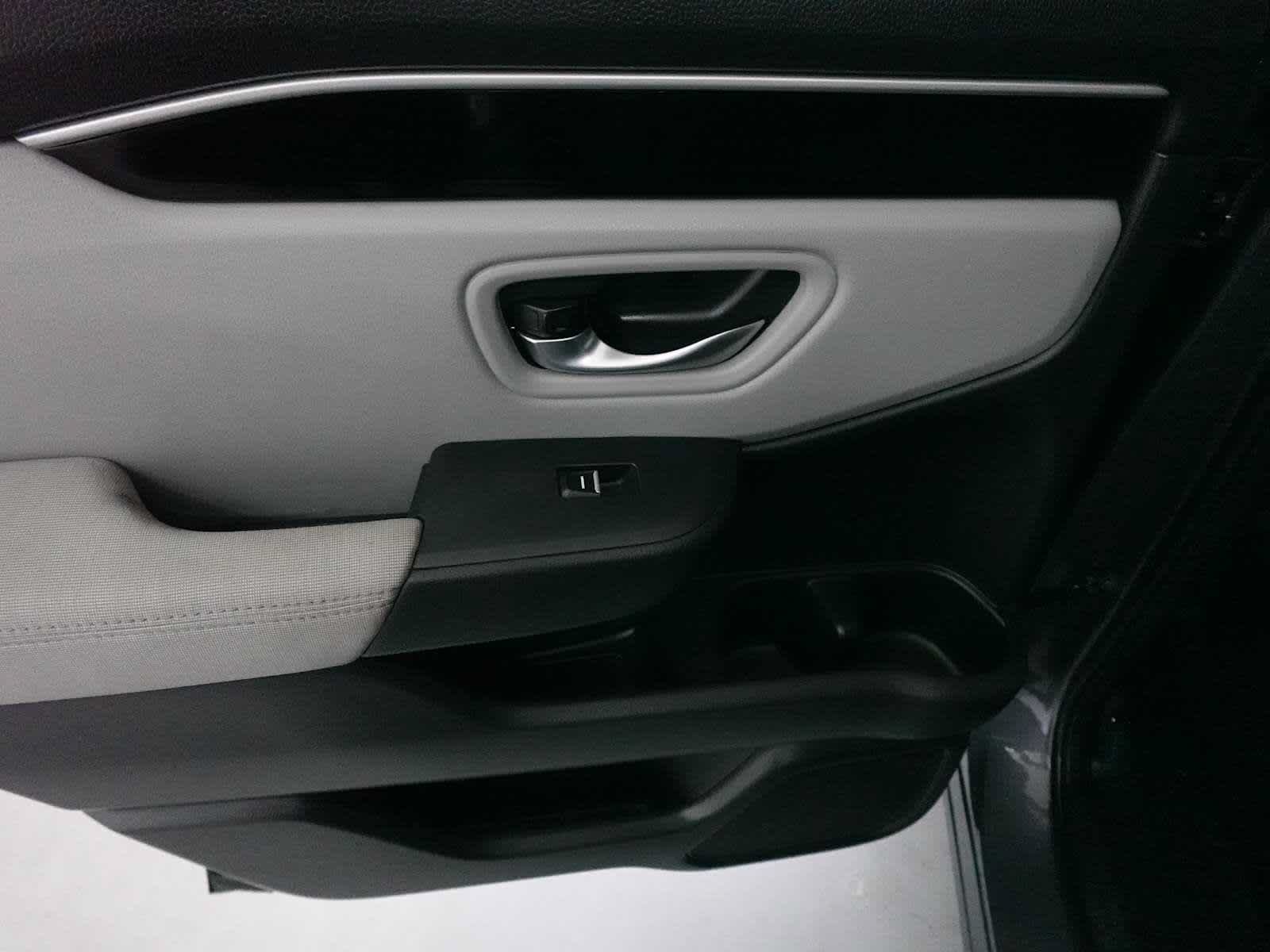 Certified 2023 Honda Pilot LX image 24