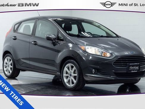 Used 2018 Ford Fiesta SE w/ Equipment Group 201A FWD image 1