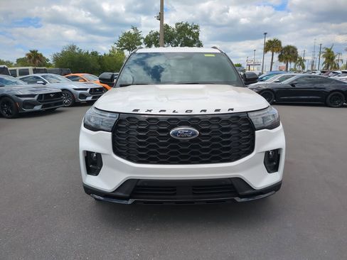 New 2026 Ford Explorer ST-Line image 2