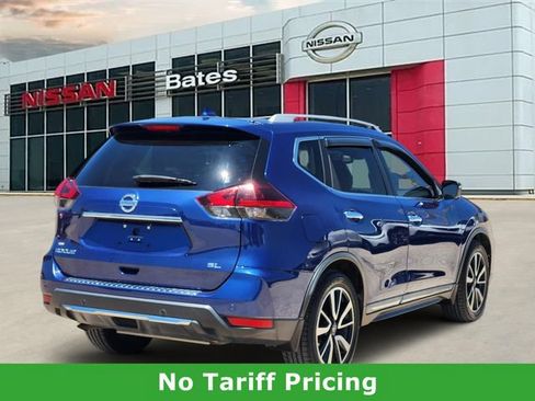 Used 2020 Nissan Rogue SL w/ Premium Package FWD image 4