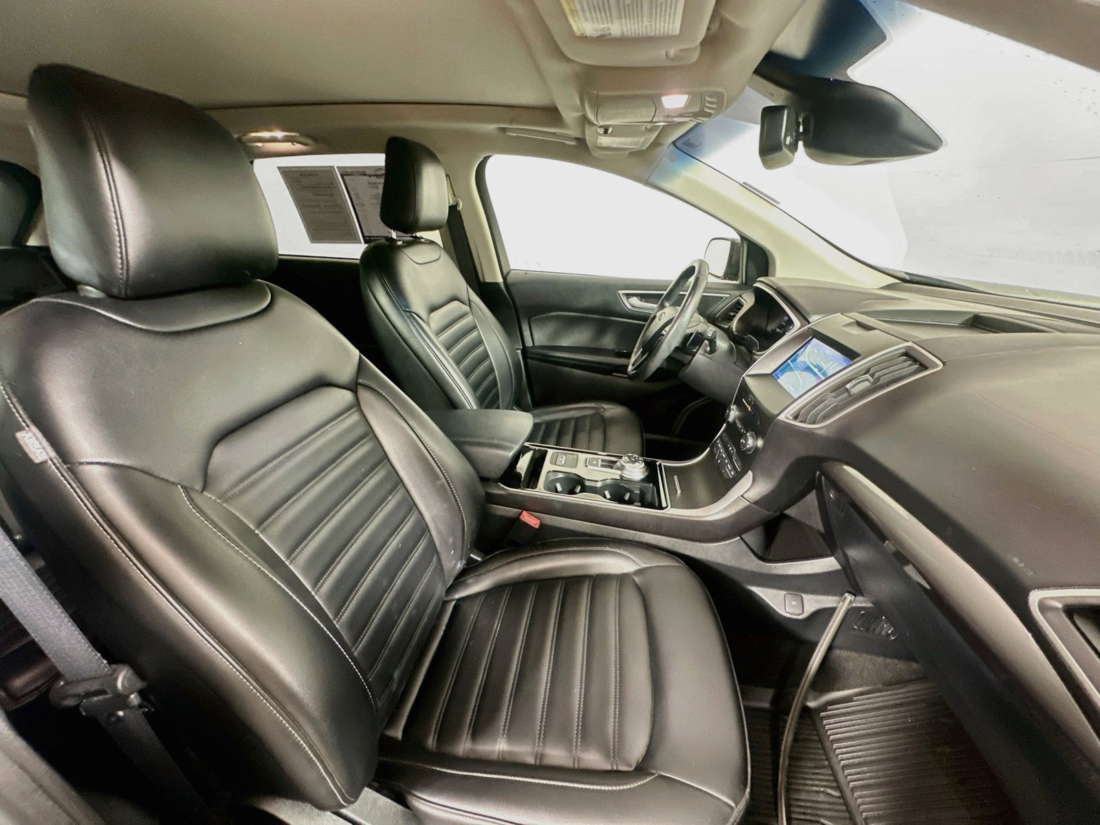 Used 2020 Ford Edge SEL w/ Convenience Package AWD/4WD image 28
