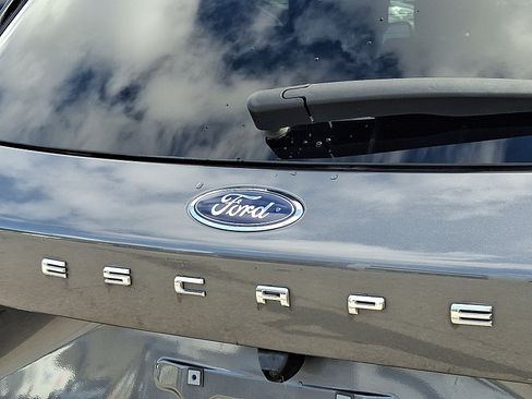 Used 2023 Ford Escape Active w/ Tech Pack #1 AWD/4WD image 29