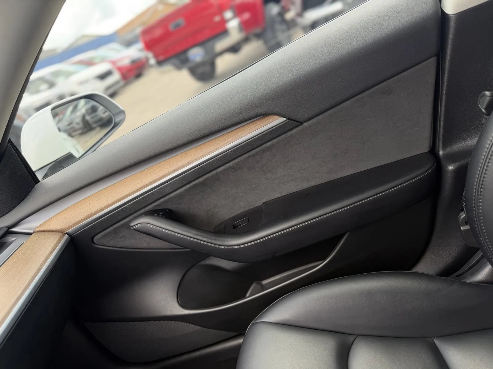 Used 2023 Tesla Model 3 Standard Range RWD image 39