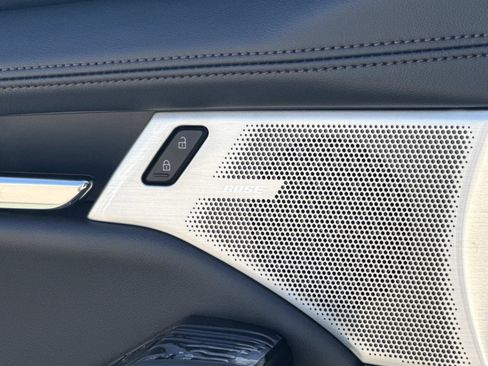 New 2026 MAZDA MAZDA3 Hatchback w/Premium Plus Pkg image 19