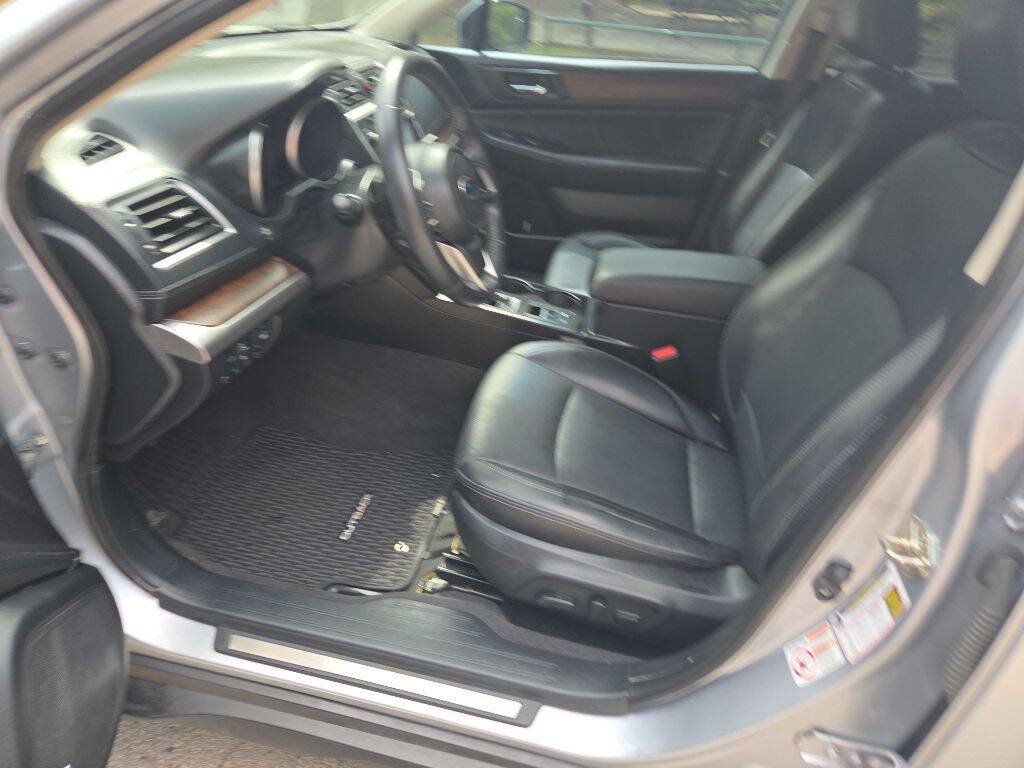 Used 2018 Subaru Outback 2.5i Limited AWD/4WD image 20