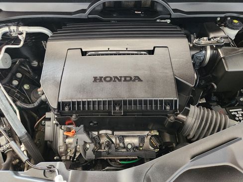 Used 2025 Honda Pilot Elite image 35