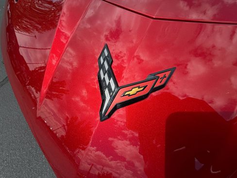 Used 2024 Chevrolet Corvette Stingray Premium Conv w/ Z51 Performance Package RWD image 23
