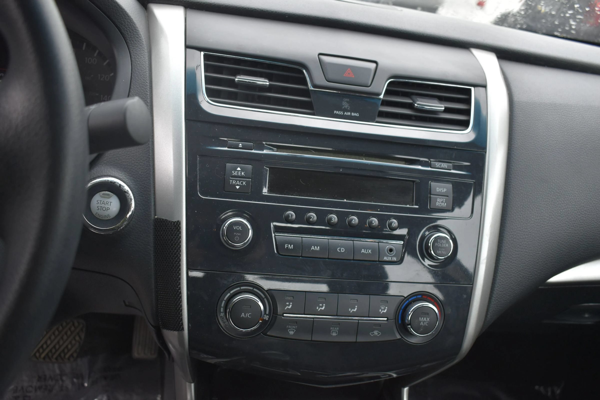 Used 2013 Nissan Altima 2.5 S FWD image 22