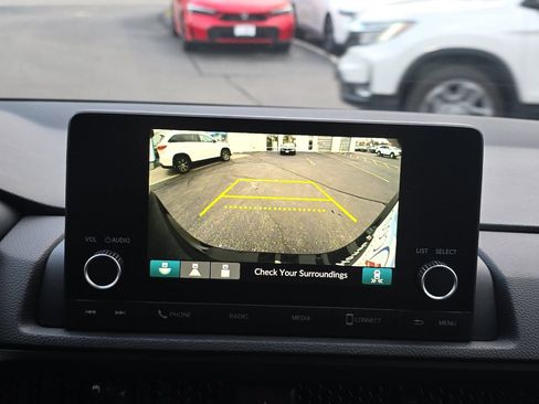 Used 2025 Honda CR-V EX image 19