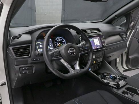 Used 2023 Nissan Leaf SV Plus image 24