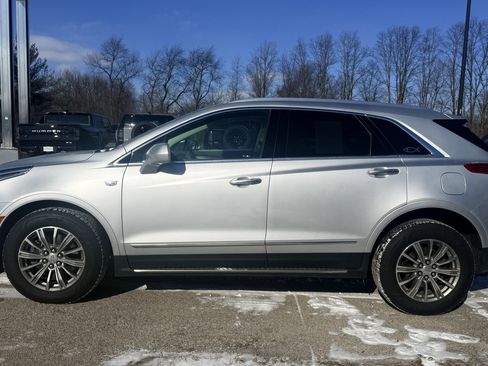 Used 2017 Cadillac XT5 Luxury w/ Driver Awareness Package image 2
