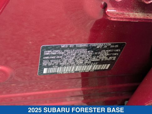 Certified 2025 Subaru Forester image 37