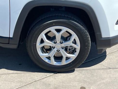 Used 2024 Jeep Compass Sport AWD/4WD image 8