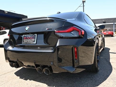 Used 2023 BMW M2 w/ Lighting Package RWD image 19