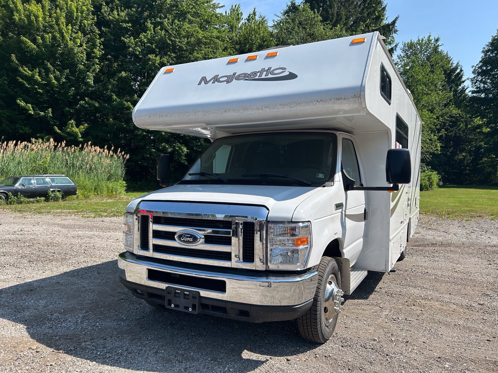 Used 2017 Ford E-350 and Econoline 350 Super Duty w/ Motorhome Prep Package RWD image 32