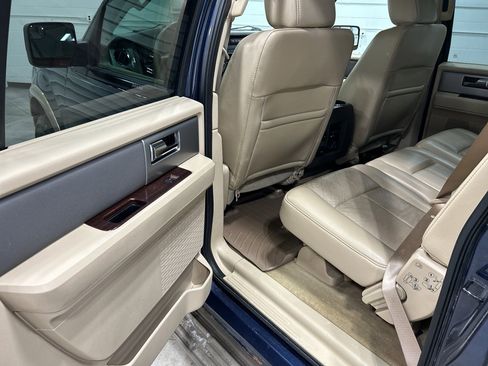 Used 2013 Ford Expedition EL XLT image 20