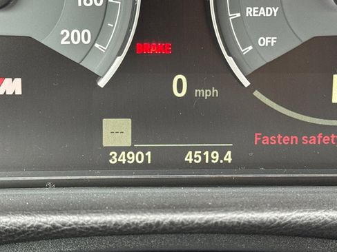 Used 2020 BMW M4 Convertible w/ Competition Package image 29