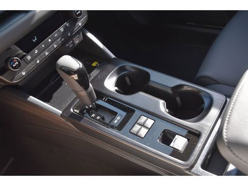 New 2026 Subaru Outback Touring XT AWD/4WD image 36