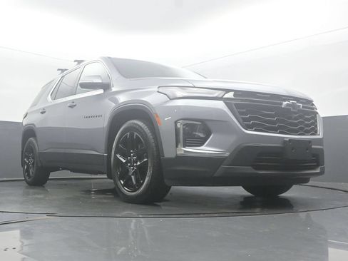Used 2023 Chevrolet Traverse LT w/ Rear Camera Mirror Package AWD/4WD image 53