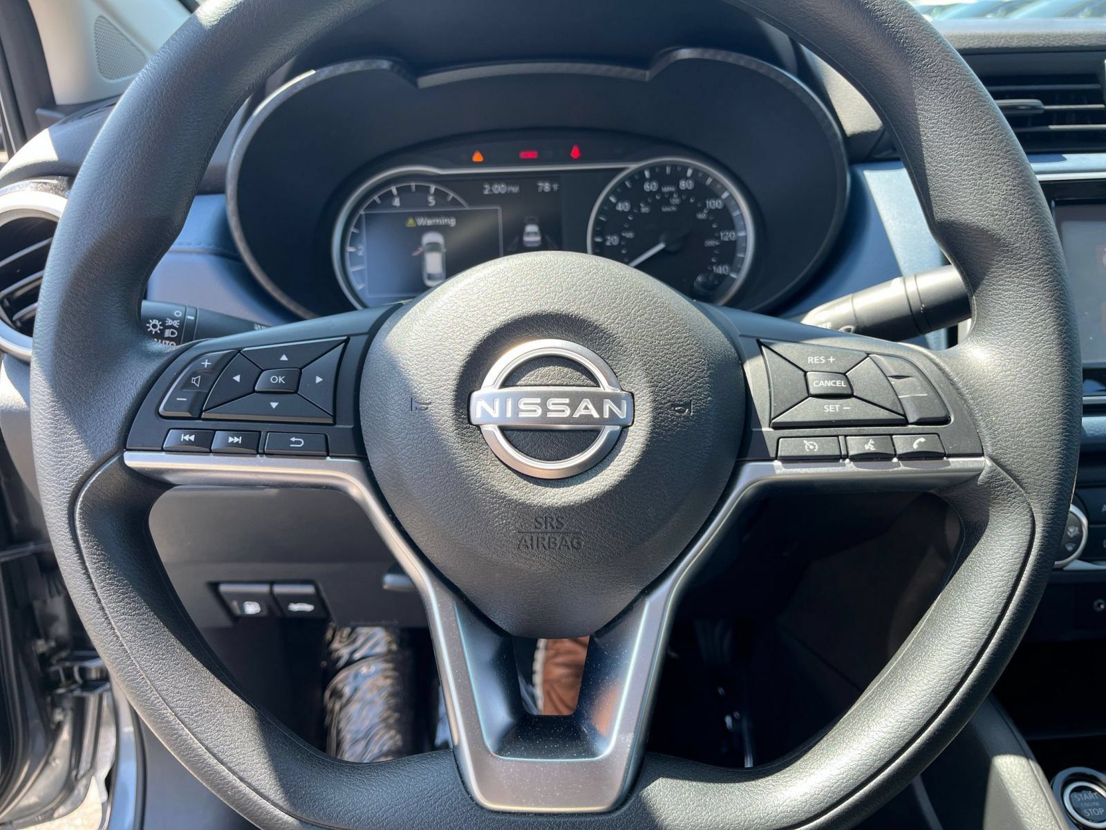 Used 2025 Nissan Versa SV FWD image 27