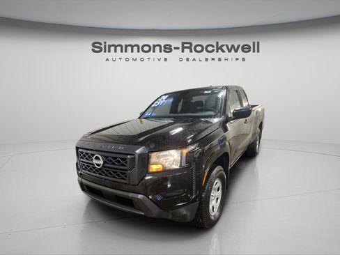 Used 2024 Nissan Frontier S w/ Technology Package image 1