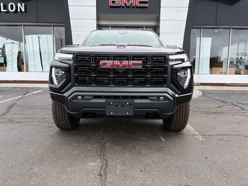 New 2026 GMC Canyon Elevation w/ Convenience Package image 4