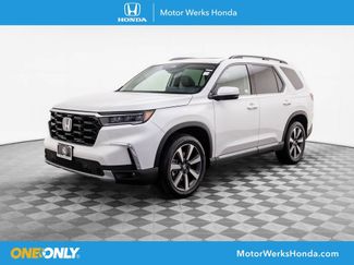 New 2025 Honda Pilot Touring video 1