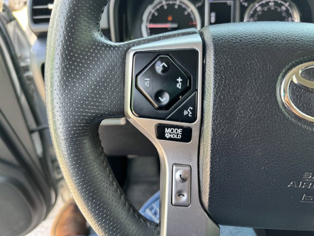 Used 2022 Toyota 4Runner TRD Sport AWD/4WD image 28