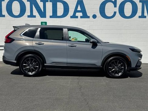 Used 2026 Honda CR-V EX-L image 3