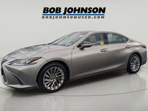 Used 2019 Lexus ES 350 w/ Accessory Package image 5