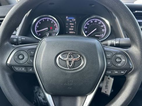Used 2020 Toyota Camry LE image 25