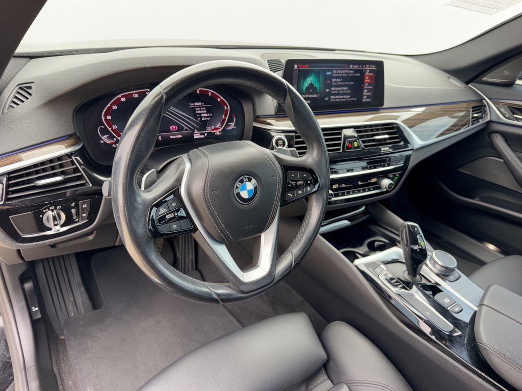 Used 2020 BMW 530i w/ Convenience Package RWD image 4