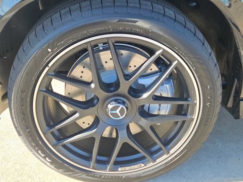 New 2026 Mercedes-Benz GLE 53 AMG 4MATIC Coupe image 9