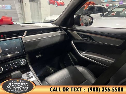 Used 2021 Jaguar F-PACE SVR AWD/4WD image 25