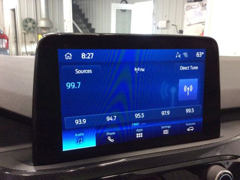 Used 2023 Ford Escape ST-Line Select AWD/4WD image 26