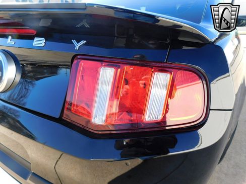 Used 2012 Ford Mustang Shelby GT500 w/ SVT Performance Pkg image 12