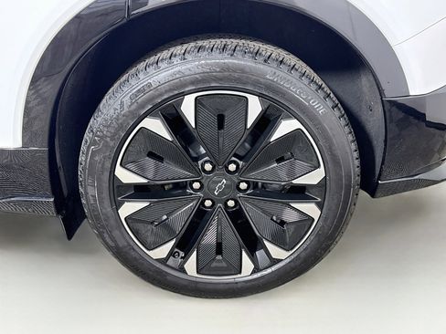 Used 2024 Chevrolet Blazer EV RS image 28